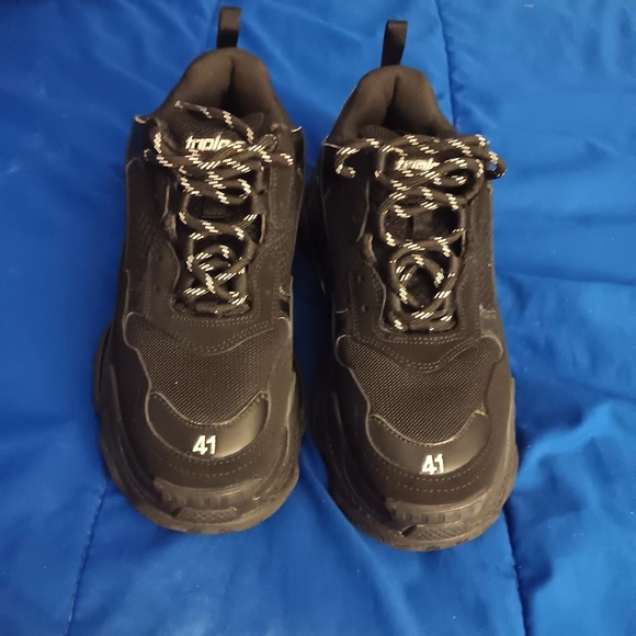 Balenciaga shoes - Picture 4 of 12